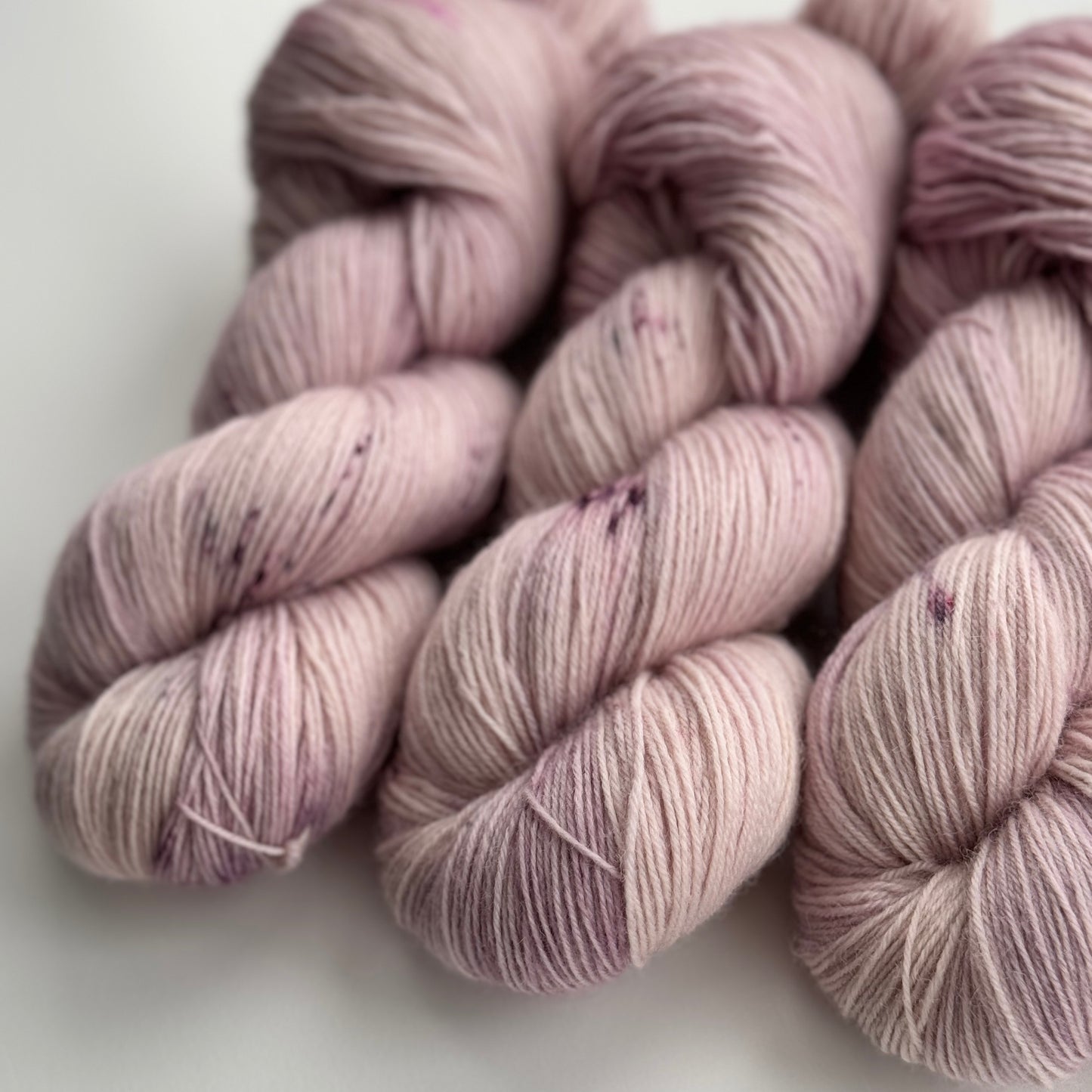 BFL Fingering Weight - Mauvelous